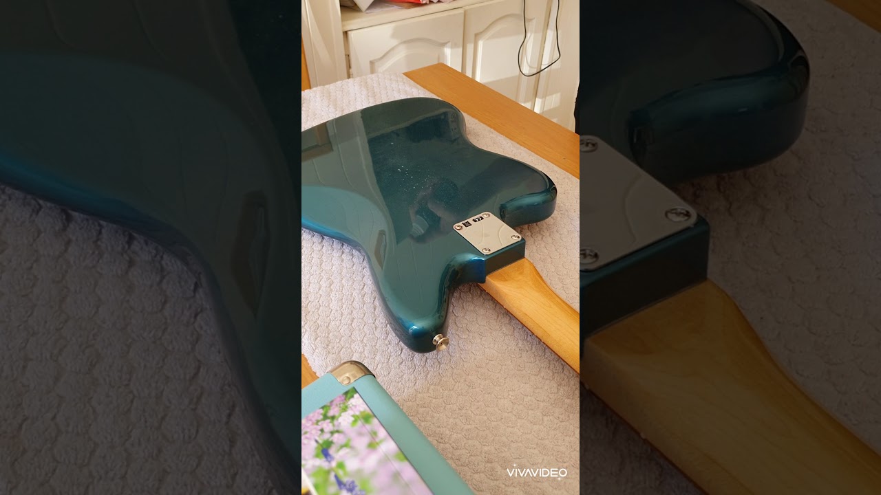 How To Install a Buzz Stop on a Fender Jaguar