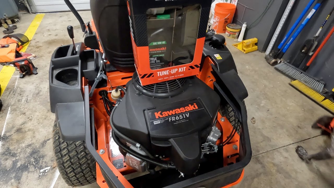Инструкция по подготовке газонокосилки к весне | Kubota Z231/Kawasaki FR651V