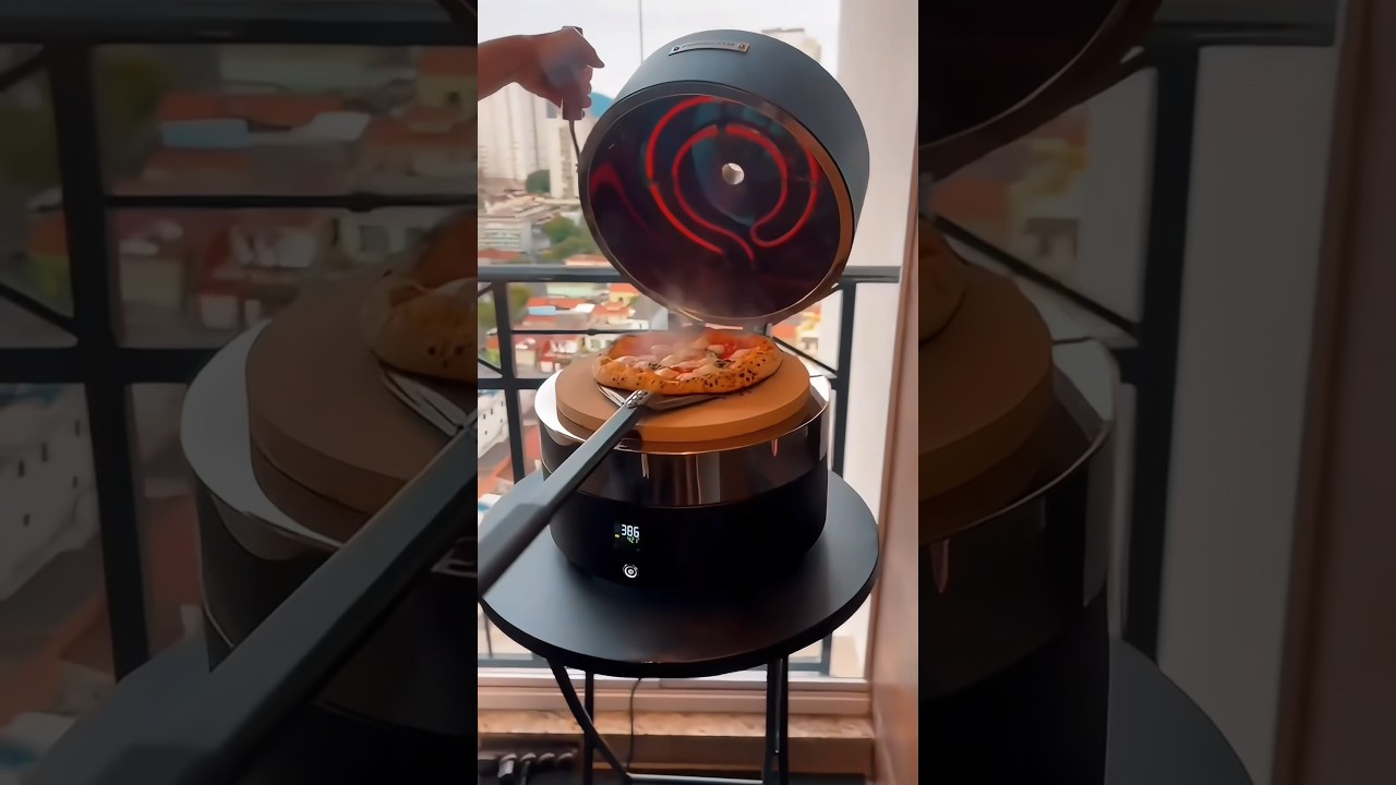 Pizza napolitana assada em menos de 3 minutos no Fornetto em uma varanda de apartamento! 😋🇮🇹🍕