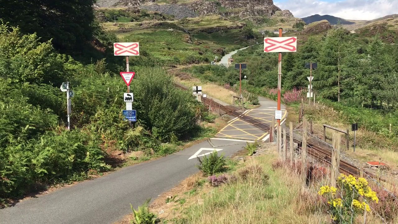 Penstock Road level crossing 13/8/18