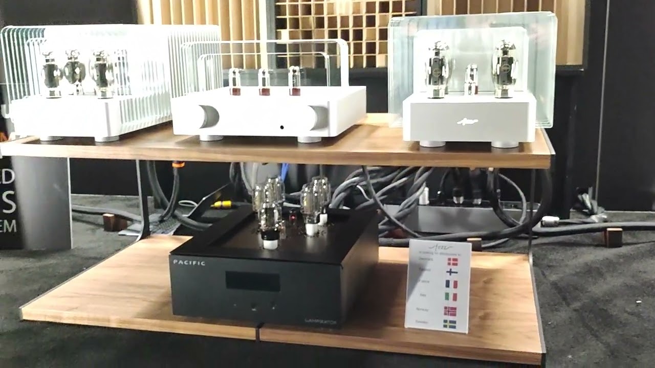 Pylon, Fezz audio