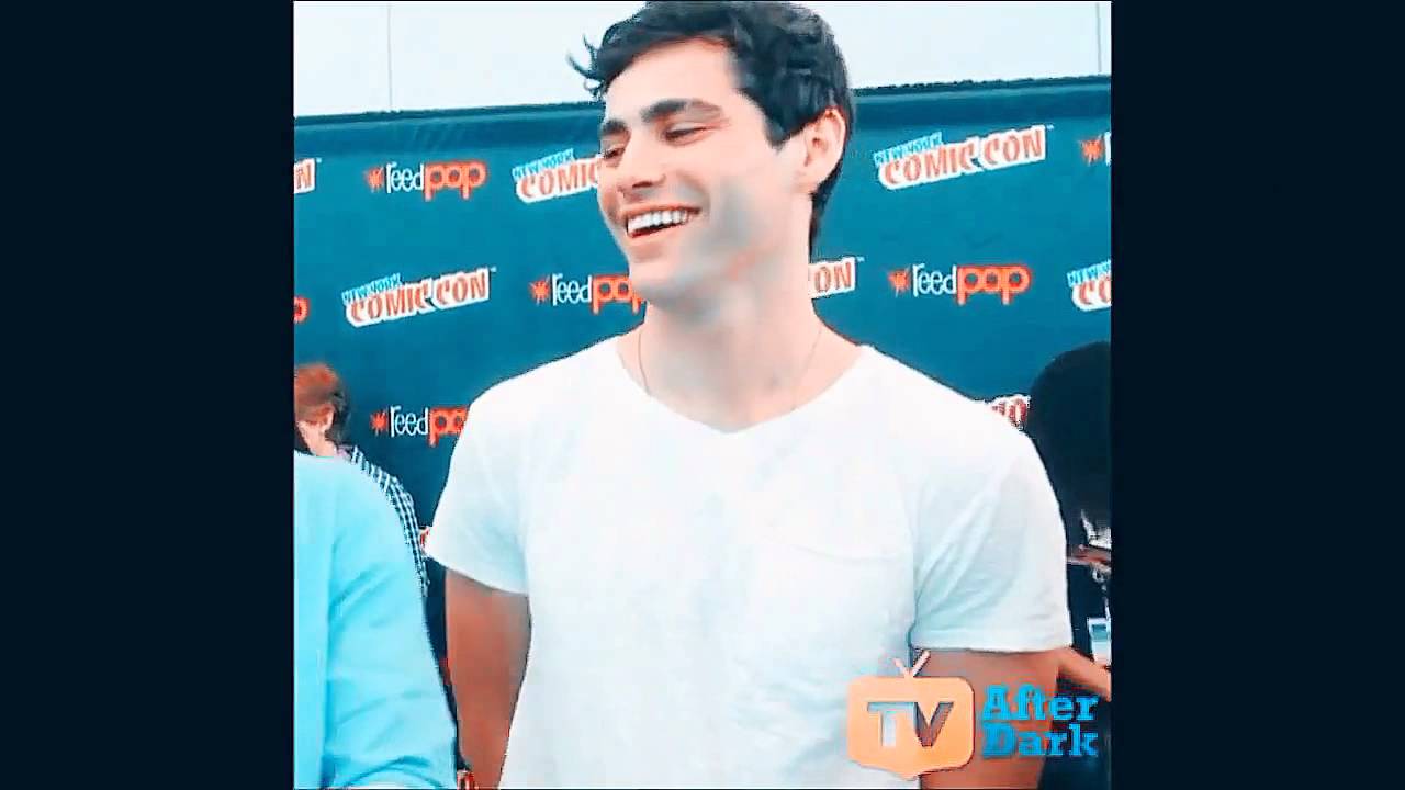 Matthew Daddario - Smile