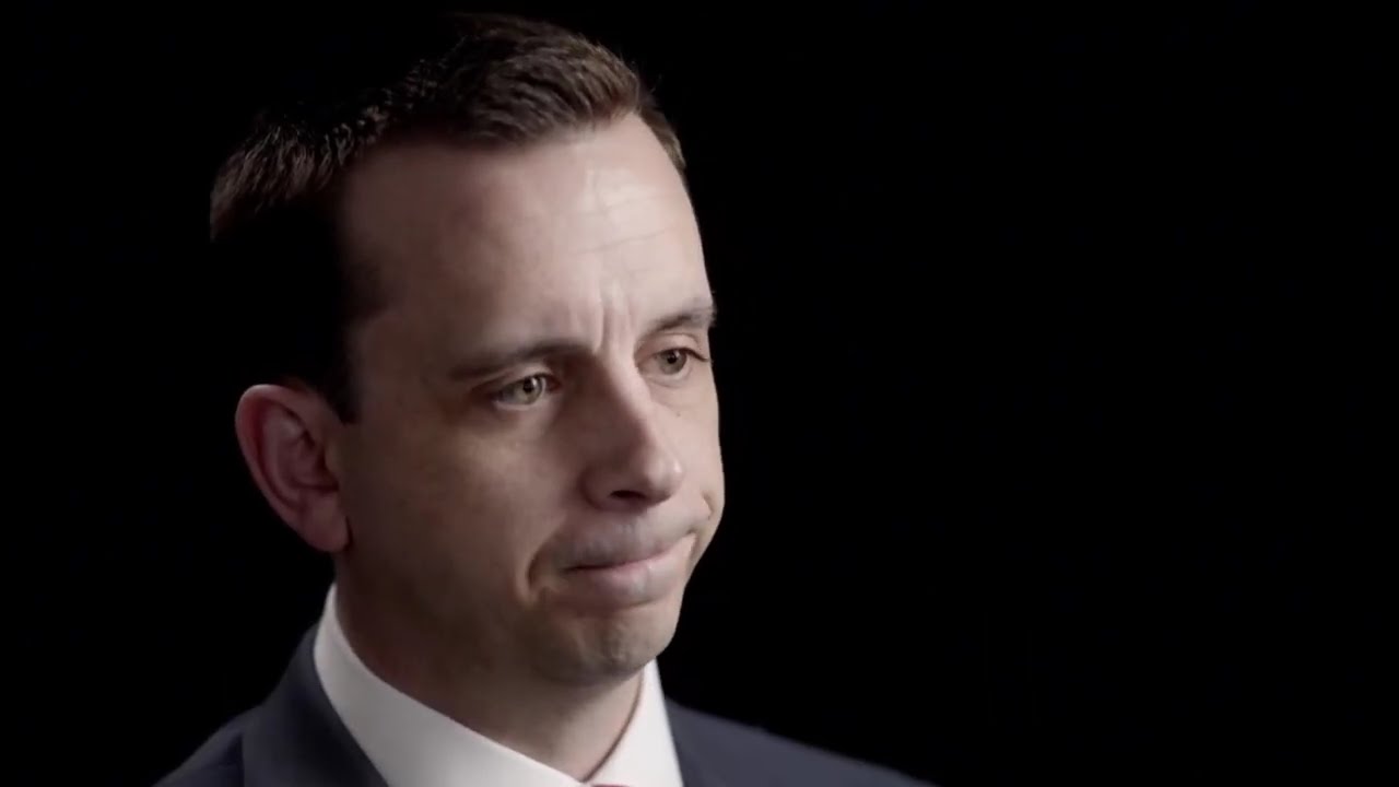 INVESTIGACIÓN DISCOVERY | EL CHALECO: HUELLA Y EVIDENCIA | Crimen Real Doblado al Español