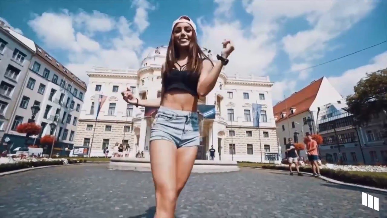 BASS BOOSTED TRAP MIX 2017 &rarr; Electro House 2017 (Shuffle Dance Music 2017)