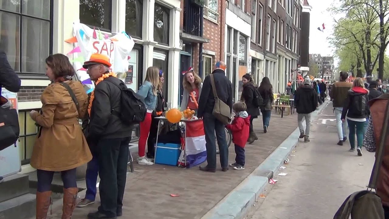 Walking Amsterdam the Last Queens day  2013