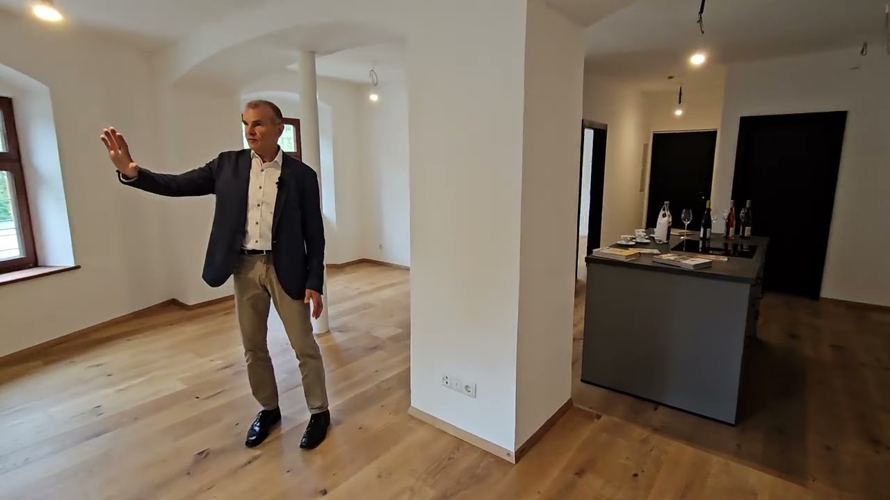 Immobilien in Rattenberg: 88 m2 - 3-Zimmer-Mietwohnung in einem historischen Geb&auml;ude.