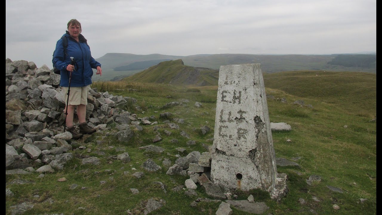 Cribarth...The sleeping Giant..Walking in South Wales.