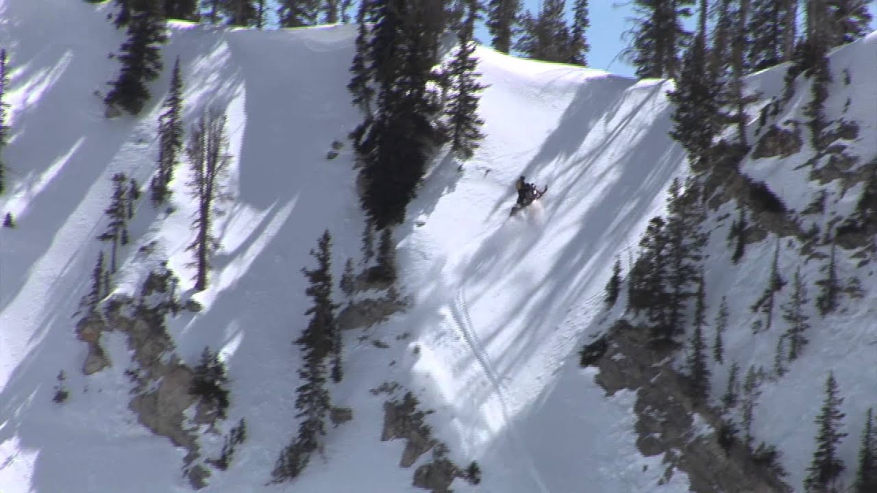 THUNDERSTRUCK 14 SNOWMOBILE MOVIE TEASER