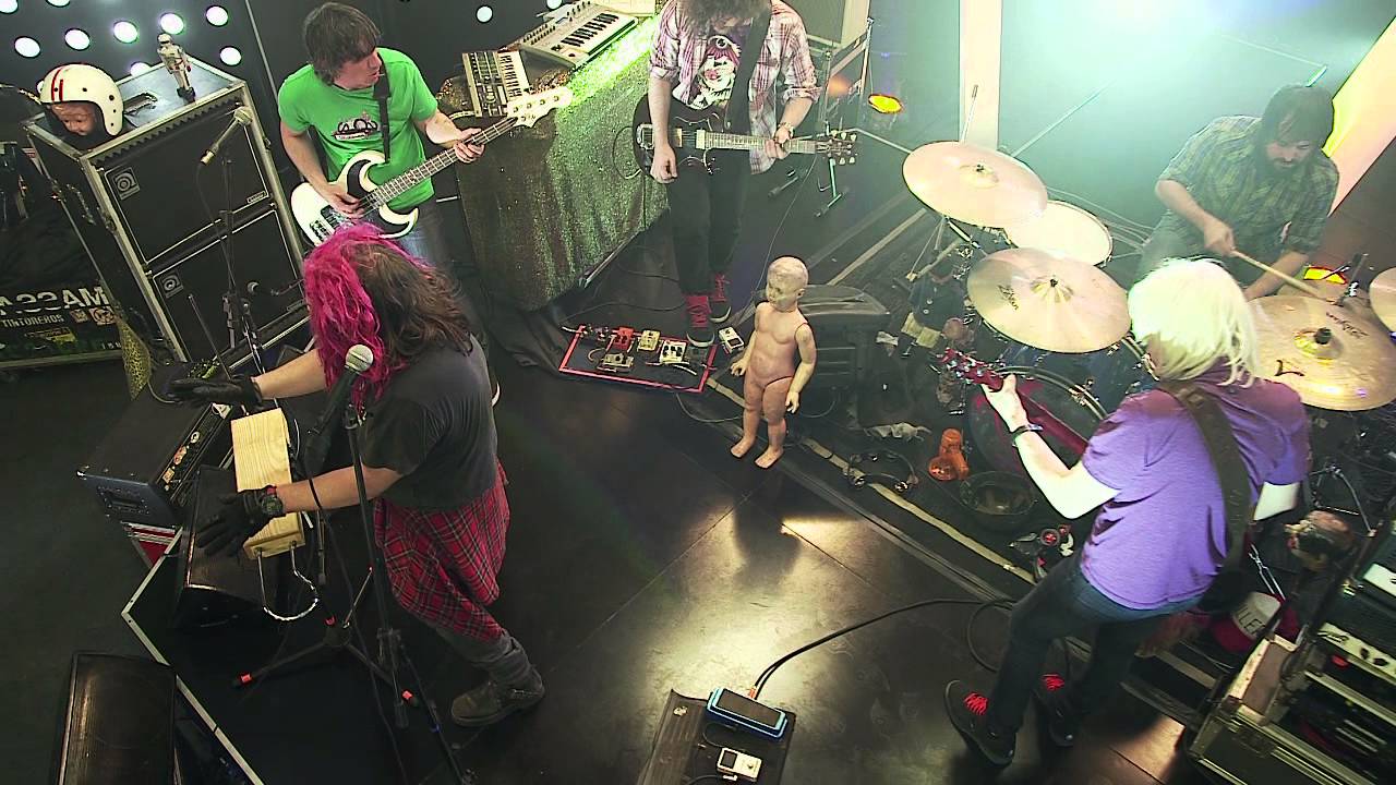Massacre - You really got me - EN ESTEREO