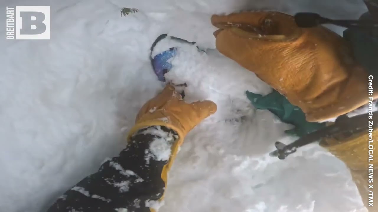 ABSOLUTELY MUST WATCH!! Skier Stumbles Over Snowboarder BURIED IN SNOW, SAVES HIS LIFE