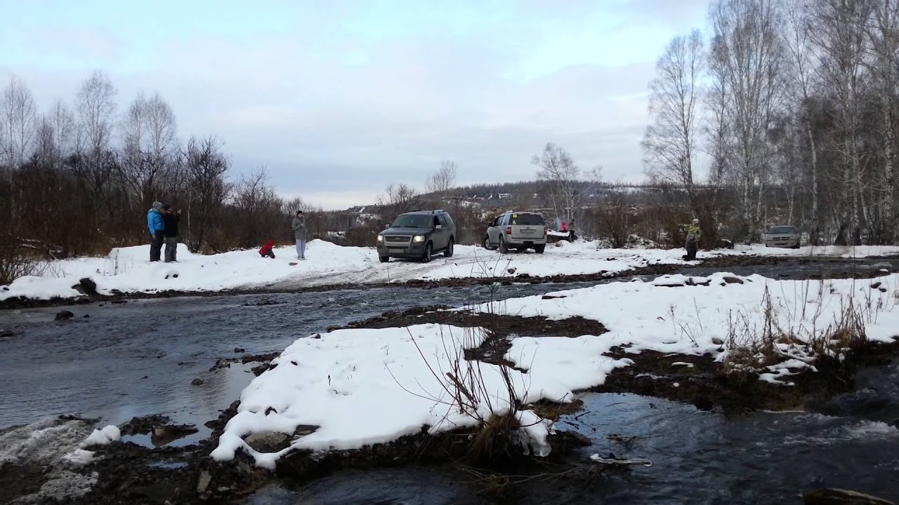 Ford Explorer подъем на скользкую горку