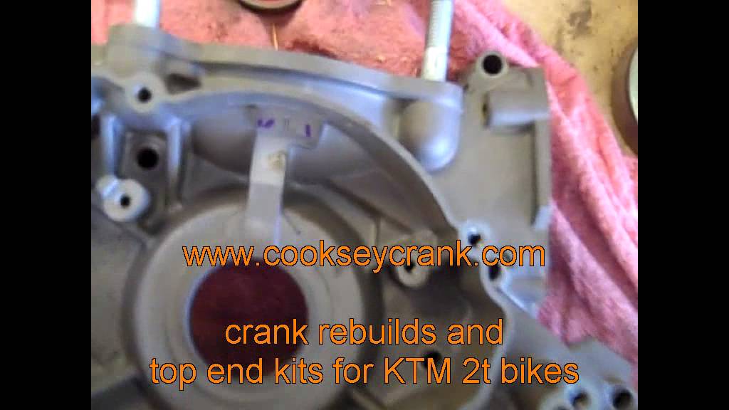 Main bearing removal from a KTM 125/144/150/200