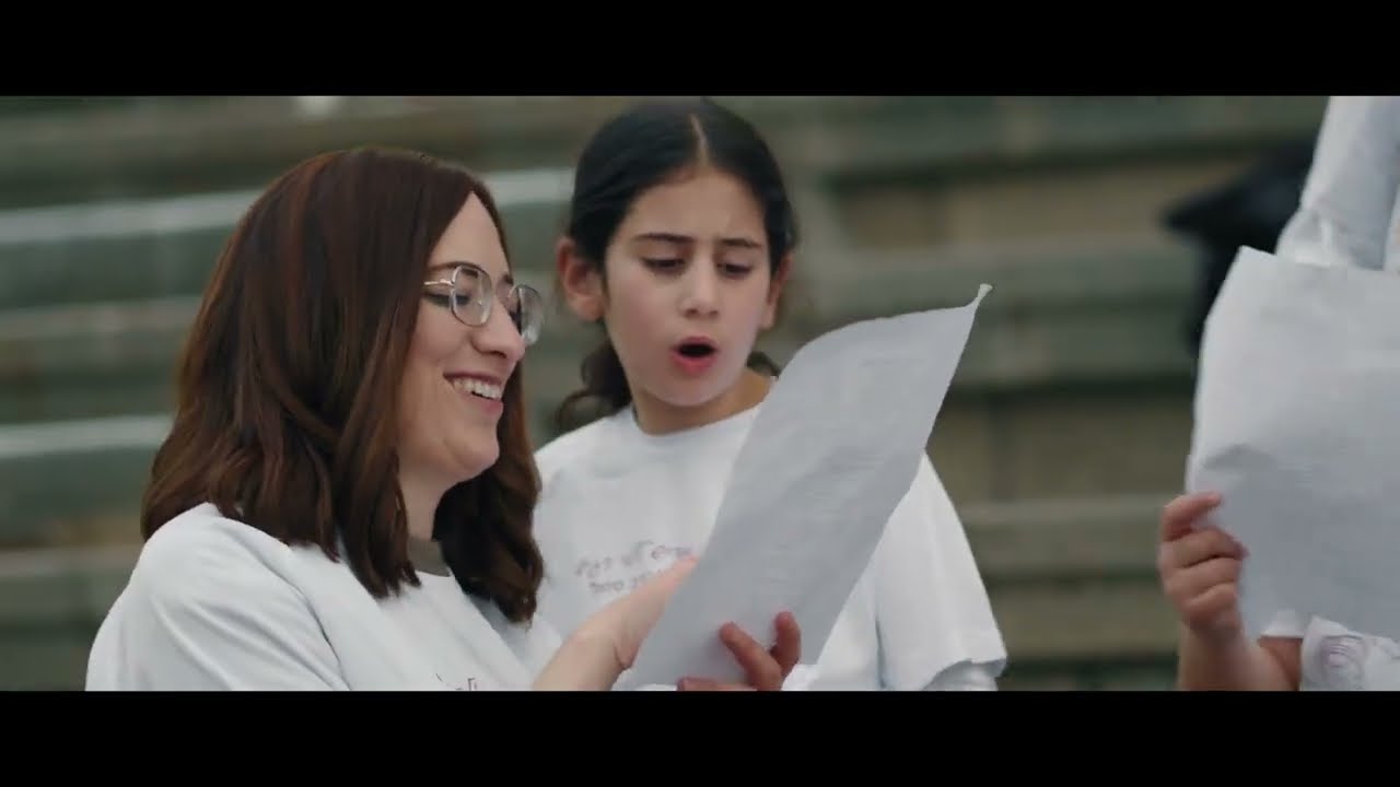 בית ספר ממ״ד ״הרב מימון״ שלומי - שירת המונים המתולתלות - זה מתחיל בצעד (עדי אברהמי)