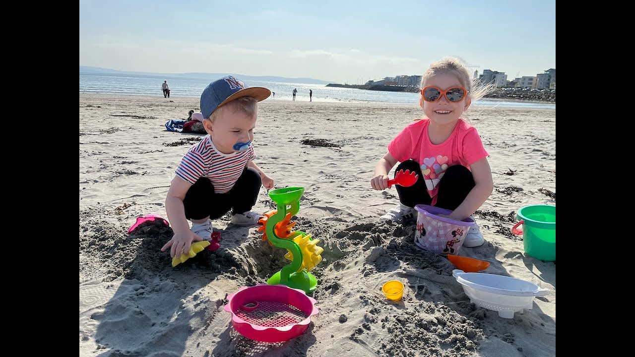 Galway Grattan Beach | Zoe and Boti playing in the sand | Family fun Salthill
