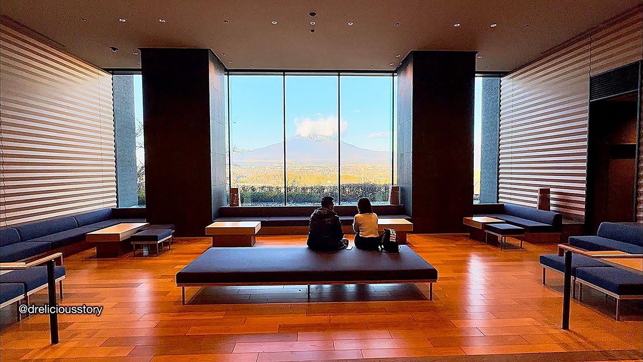 STAY AT HOTEL CLAD ホテル クラッド Twin Room forest view Review @ Gotemba Premium Outlet Shizuoka Japan 🇯🇵
