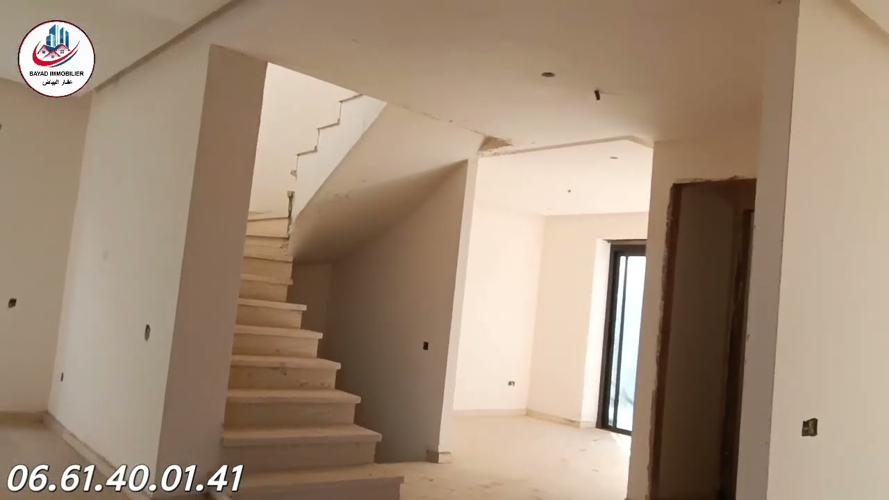 (تم البيع)#ڤيلا_للبيع_صغيرة🏡 ممتازة ثلاث طوابق موقع ☝️استراتيجي هرهورة❤️ 207متر الثمن جد مشجع