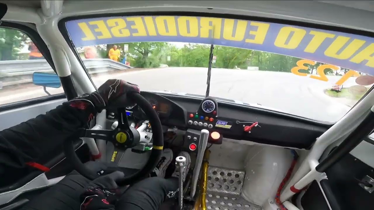 Zámecký vrch 2024 Jakub Lavický Fiat 126