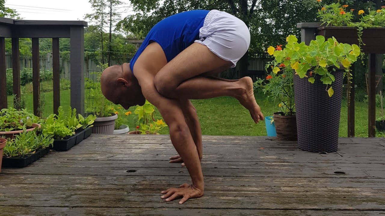 BAKASANA FOR BEGINNERS