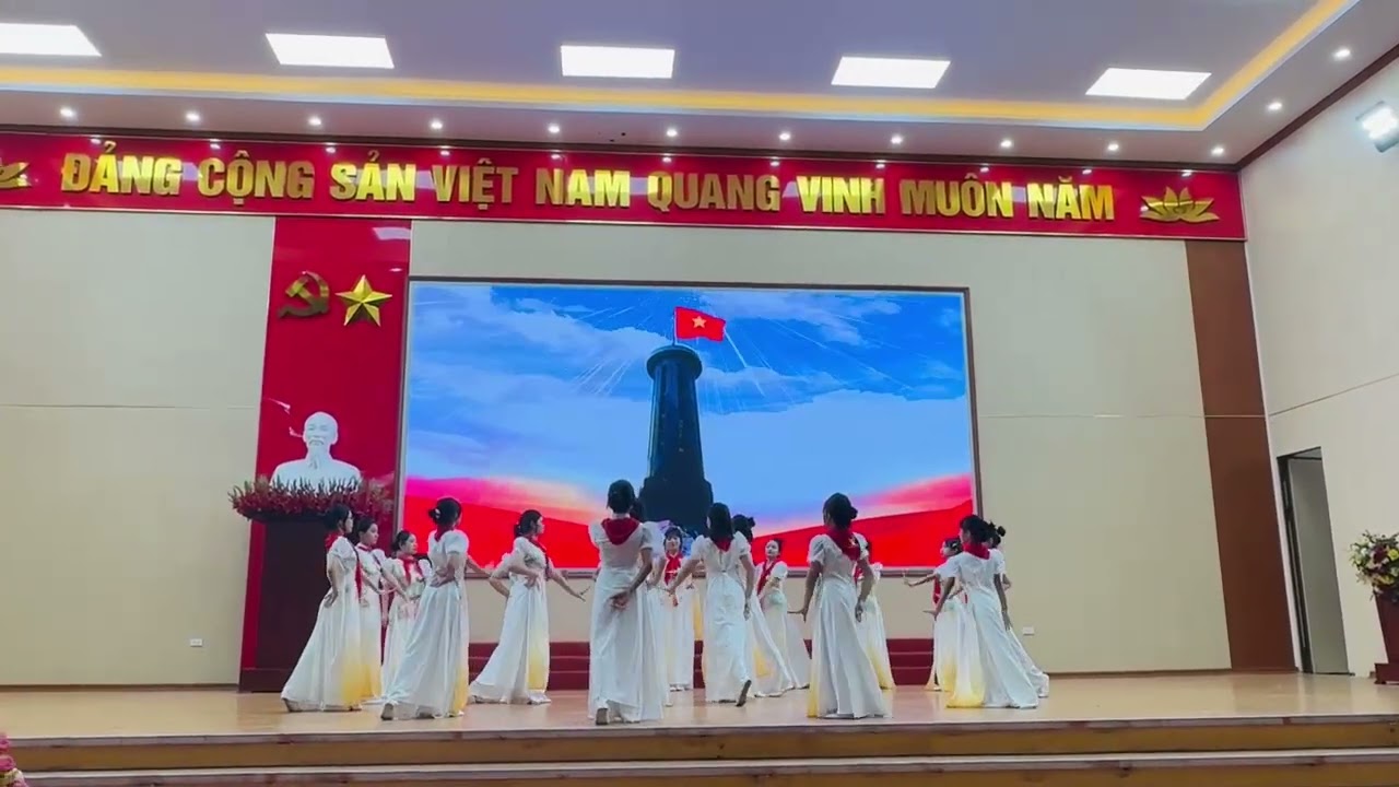 VIẾT TIẾP CÂU CHUYỆN HÒA BÌNH