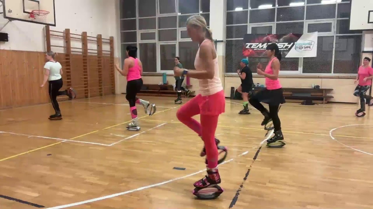 ŽIVĚ Kangoo Jumping Lovosice s Dančou - listopad 2025 - 1/3 lekce skákání
