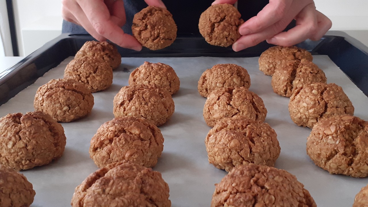Super SIMPLE, Super CRISPY, Super CRUMBLY 🔥 Oatmeal Cookies without Flour | Gluten Free Recipe
