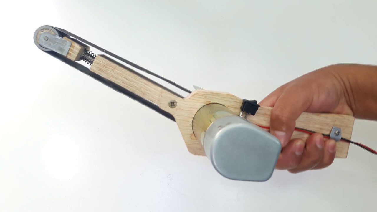 ¡Potente y Económica! Lijadora de Banda DIY hecha con Madera