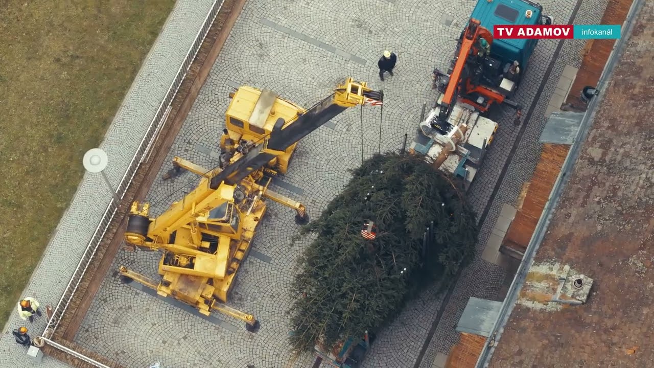 Cesta vánočního stromu v Adamově 2025  #vanocnistrom #mestoadamov  #slpkrtiny