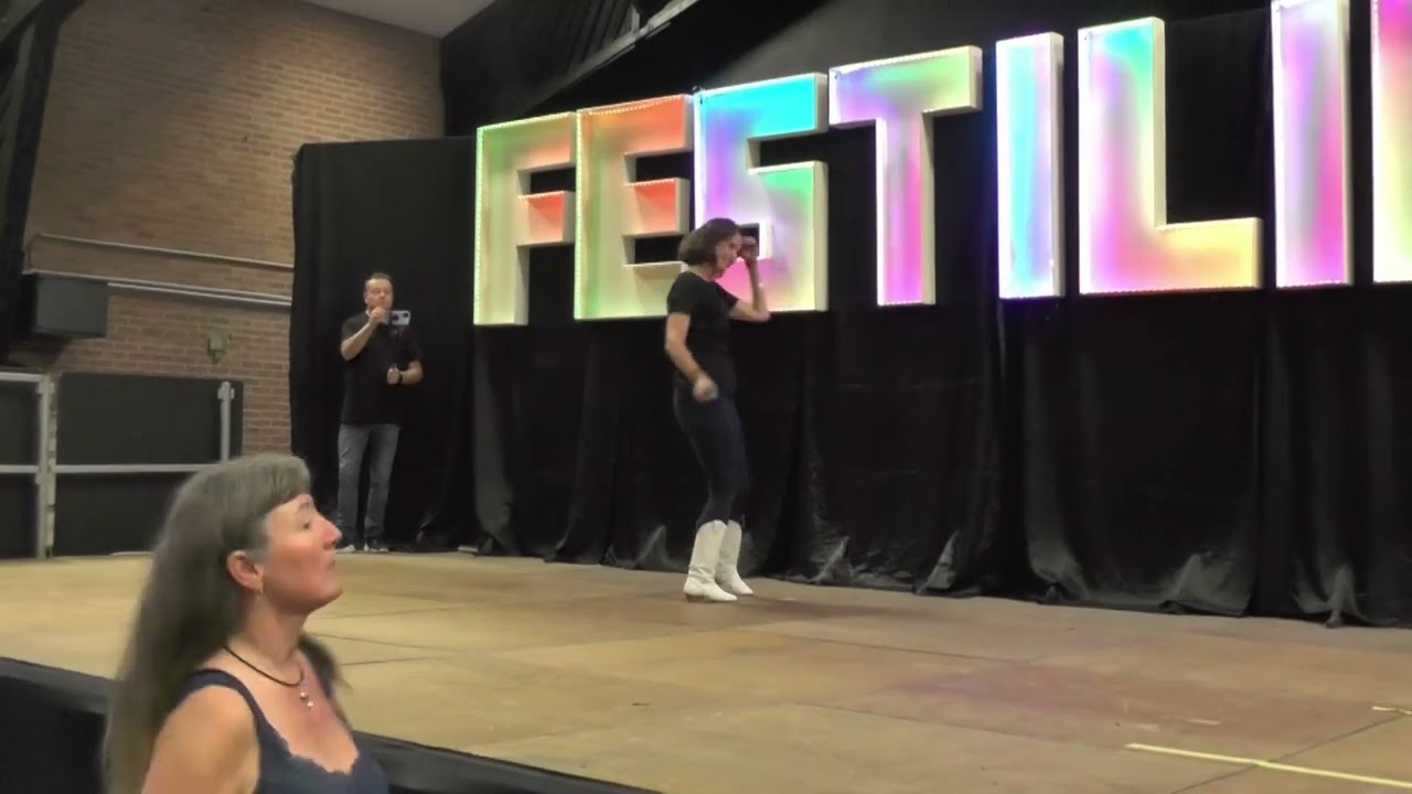STOMPING GROUND_Line_dance