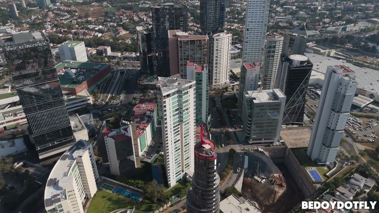 Zapopan desde el Aire: Andares y su Skyline Urbano ✈️🏙️ #DJIMexico #DJIMini4Pro #zapopanjalisco