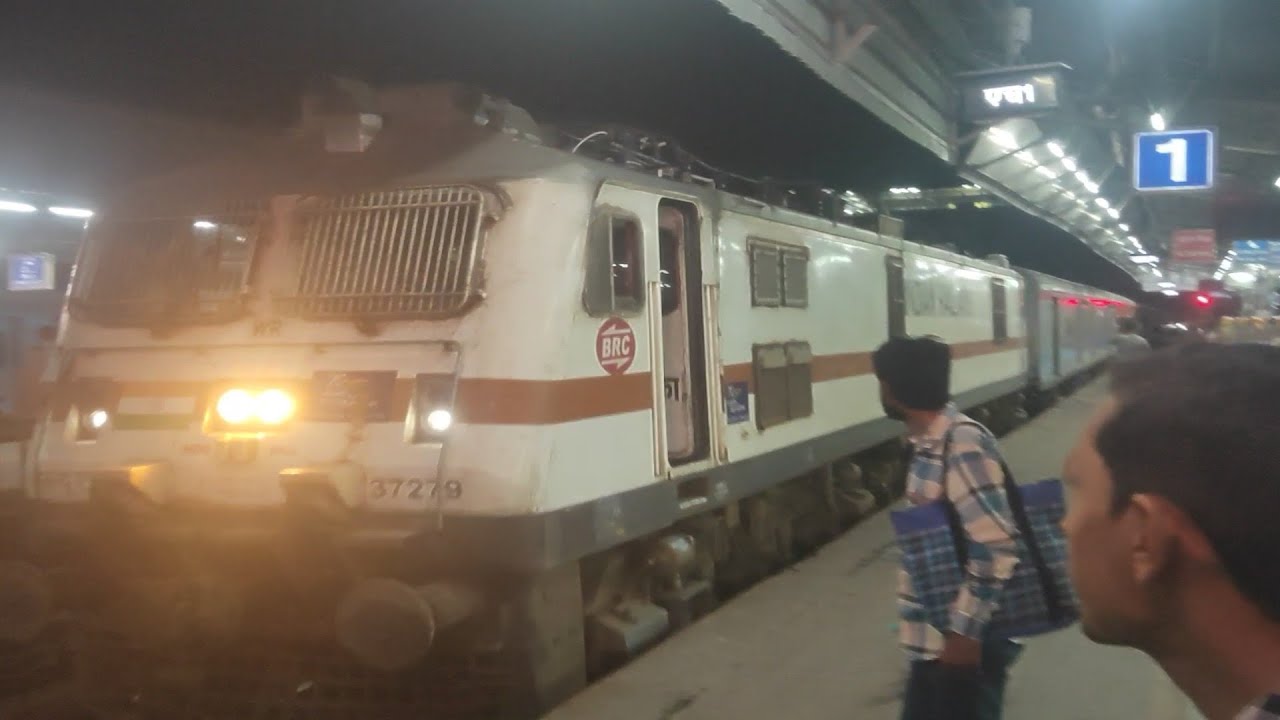 Ajmer railway station Rajasthan || Indian Railway 4K video