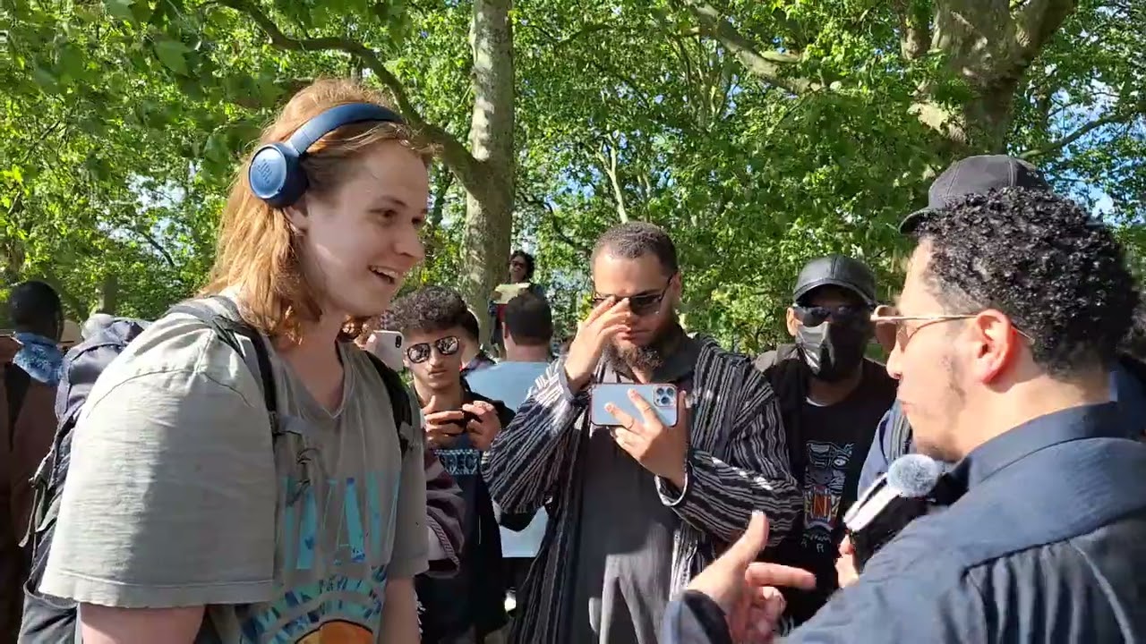 Darwinist Failed To Prove Evolution! Shamsi And Visitor Speakers Corner Sam Dawah