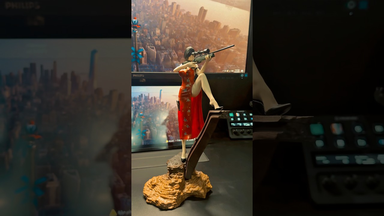 Unboxing the Iconic Ada Wong 🔥🖤 #residentevil #adawong #gaming #shorts #explore #unboxing