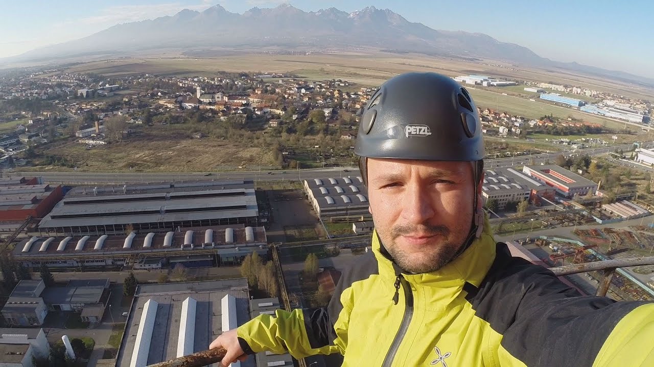 POPRAD: TO JE VÝHĽAD!  Z KOMÍNA TATRAVAGÓNKY