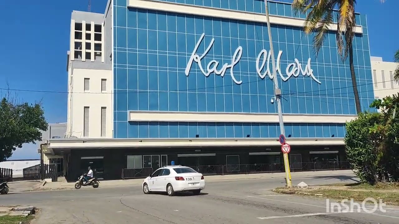 Visitando el teatro Karl Marx en la Habana, sabes quién lo construyo?