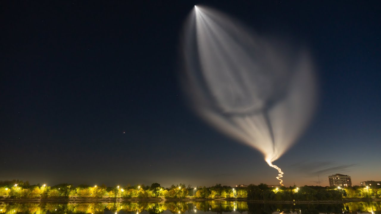 НЛО в небе над вечерней Карагандой! ШОК!!