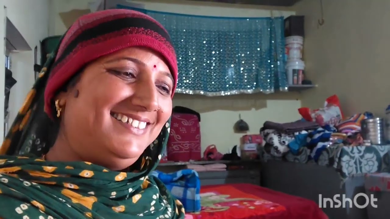 आज खेत में मोटर खराब हो गई उसको ठीक करने आए और तेजस खेत में आ गया तब मिलने आ गए सभी 😂😂♥️🥰😘