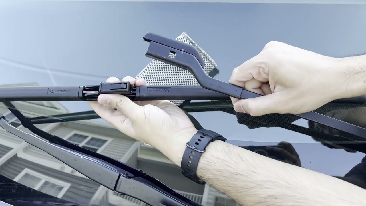 How to Change the Wiper Blades on your Tesla Model 3 - Michelin Guardian Wipers