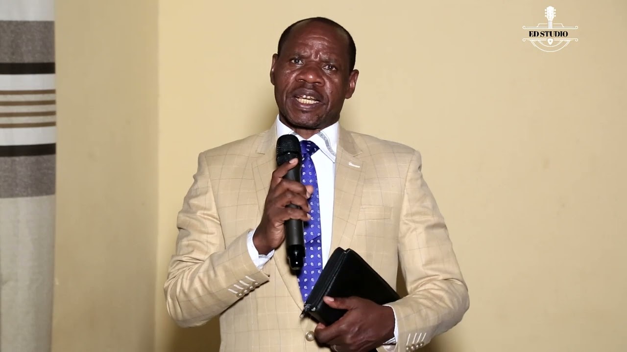 Dushakashake ibishimwa  n'Imana_ Pastor. IYAKABUMBYE Etienne                   + 250788845326