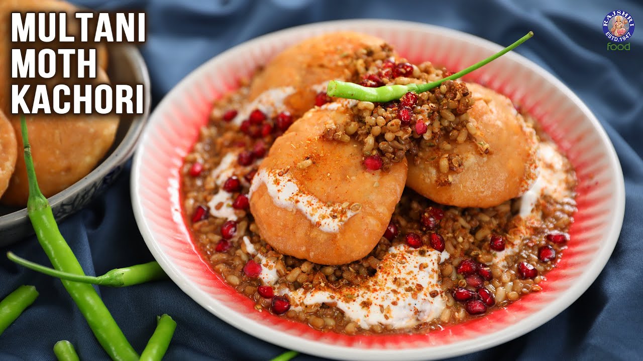 This Delhi Famous Moth Kachori will delight your taste buds!😋🔥 | Moth Kachori Street Style | Varun