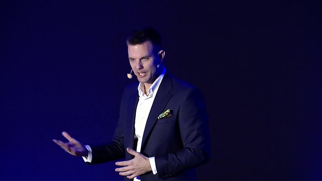 Siła pędu | Lech Kaniuk | TEDxPiotrkowskaStreet
