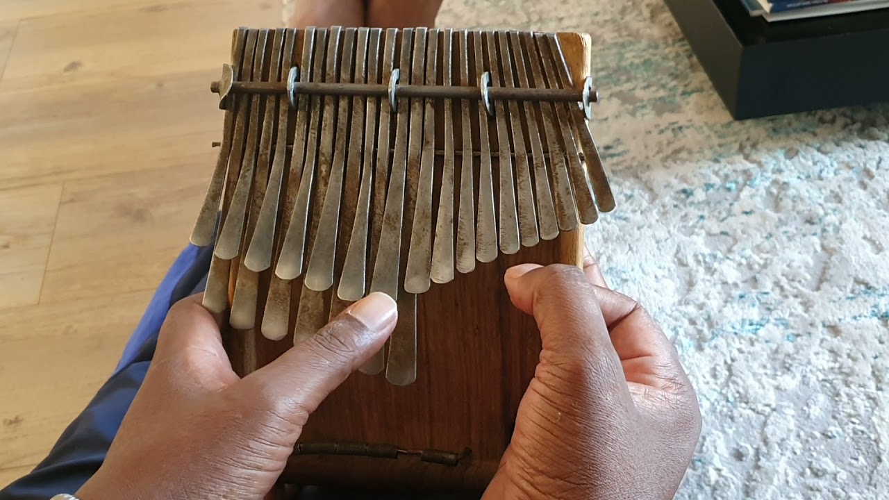 Nhemamusasa yePasi 4, Complete Song, Mugove wekwa Chigwedere