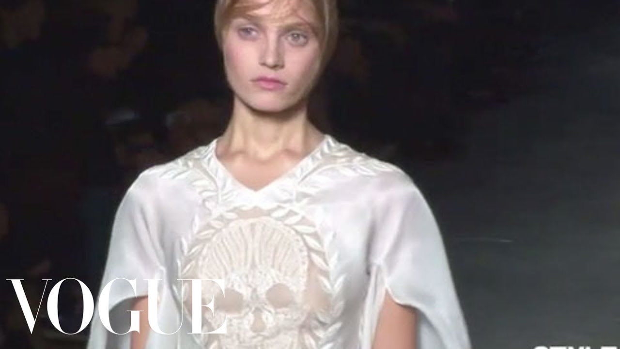 Fashion Show - Alexander McQueen: Spring 2009 Ready-to-Wear