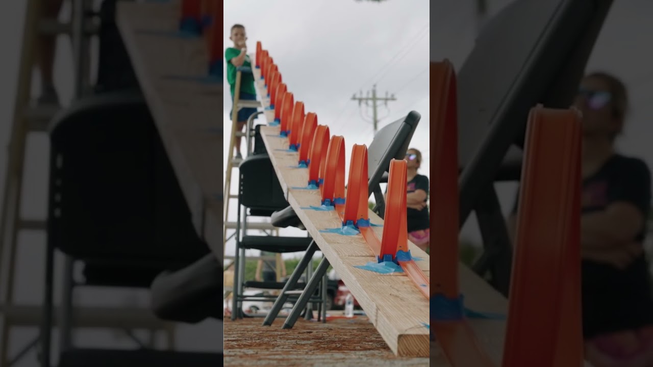 Most loop-the-loops in a Hot Wheels track (supported) - 14 by Graham Bolian 🇺🇸🚗