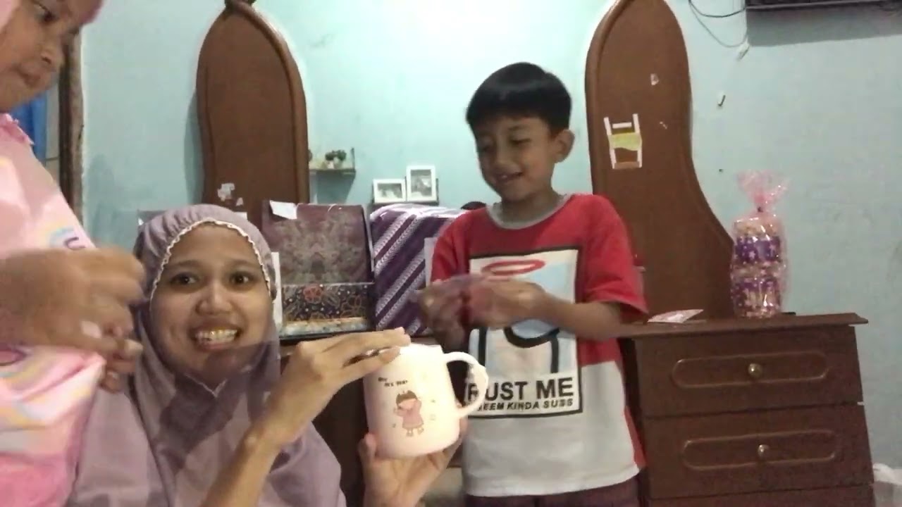 Unboxing Kado Gaes