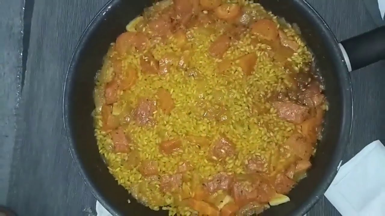 ARROZ CON CALABAZA Y ZANAHORIA. Paella de verduras.