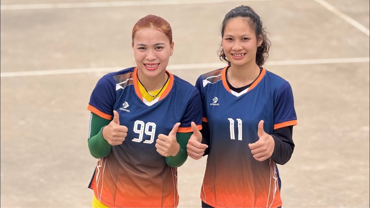 CÚP ĐỀN CẢ : ĐÔNG YÊN ( võ hiền , thắm ).  VS.  XÓM 6 ( thái nga , thuỳ dung )