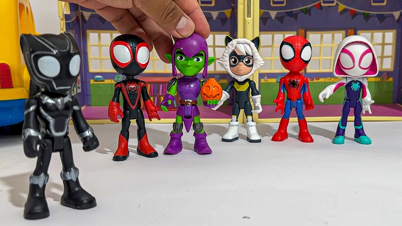 Iron Man Donates School supplies to Spidey and His Amazing Friends