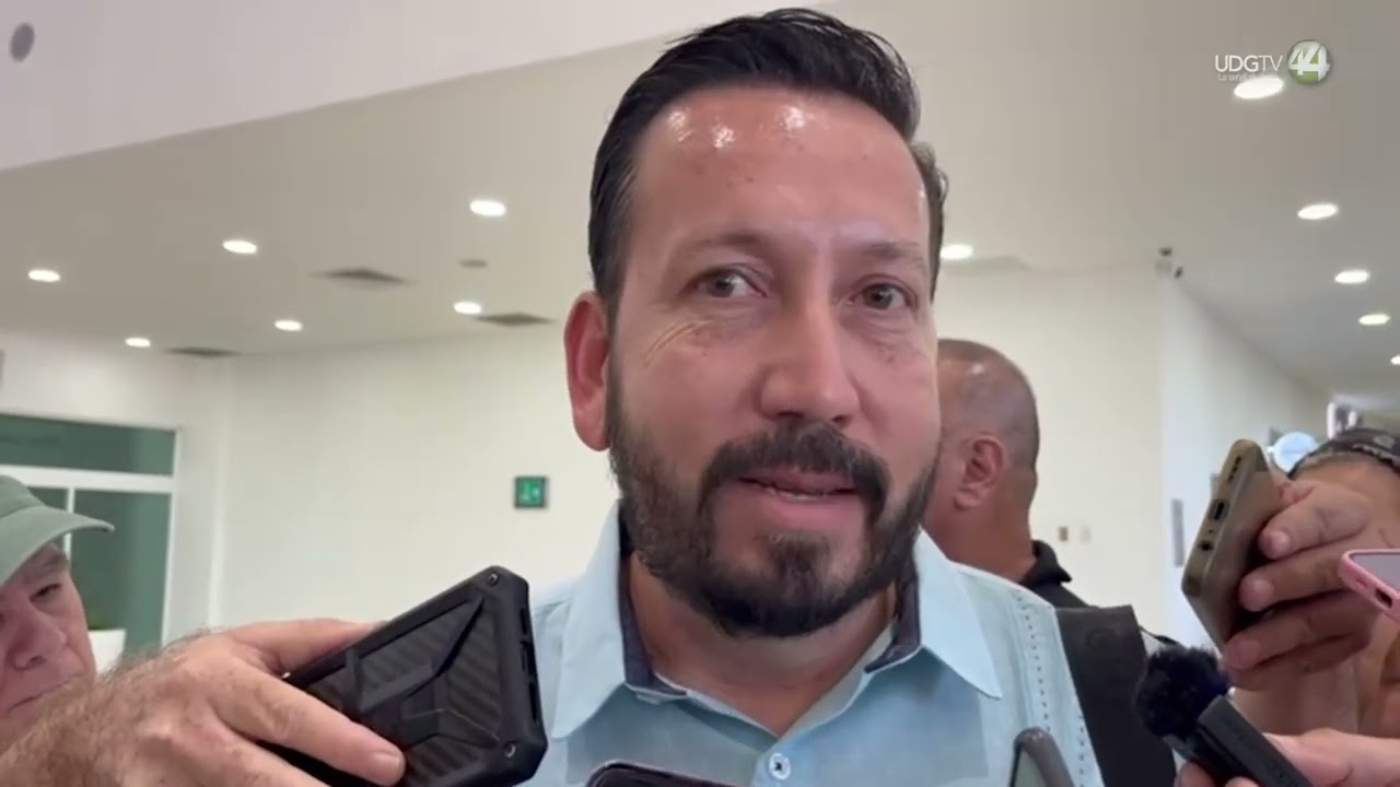 Permanecen autos quemados en vialidades de Puerto Vallarta