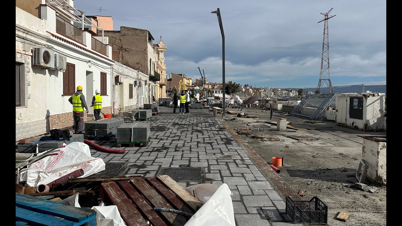 Lavori a Torre Faro, si intravede la nuova pavimentazione