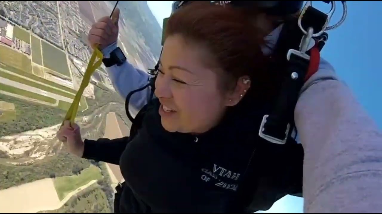 #somewhereintheworld #soytumontana #unalocaparaotroloco #santabarbara #skydiving 